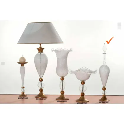 Zdjęcie Luksusowa antyczna butelka