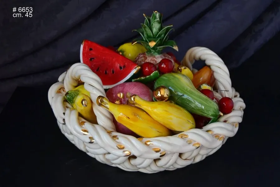 obrazek 1 Ceramiczny kosz dekoracyjny z owocami