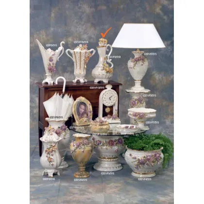 Zdjęcie Dekoracyjny wazon do salonu ze słonecznikami