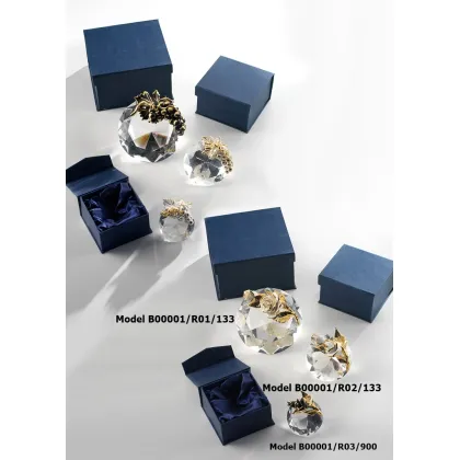 Zdjęcie Ekskluzywne przyciski do papieru zdobione różami