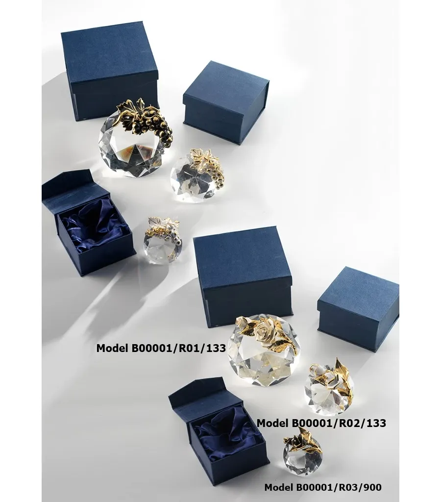 picture 1 Exclusive paperweights decorated with roses