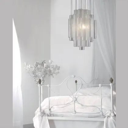 Picture Italian luxury chandelier made of Murano glass - Lucevetro