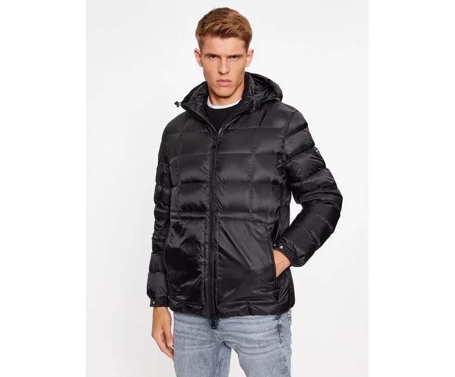 obrazek 1 Guess Kurtka puchowa M3BL36 WF4F0 Czarny Regular Fit