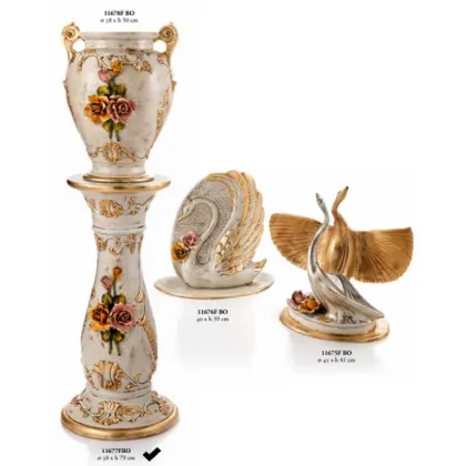 Picture Ferra column with flowers - Valle d'oro Patchi