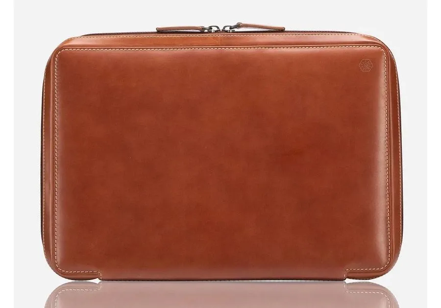 obrazek 1 Skórzane etui na MacBooka lub 13 calowego laptopa