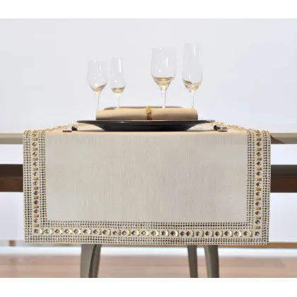 Picture Luxurious table runner in ethnic style