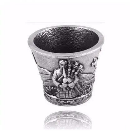 Zdjęcie Mały kieliszek do whisky „Szkocki dudziarz” – wyjątkowy prezent