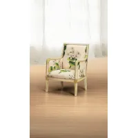 Picture An original armchair in an antique style for a beautiful living room - Morello Gianpaolo