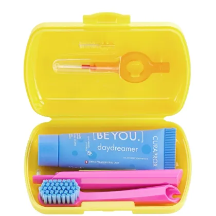 Zdjęcie Curaprox Travel Set Yellow