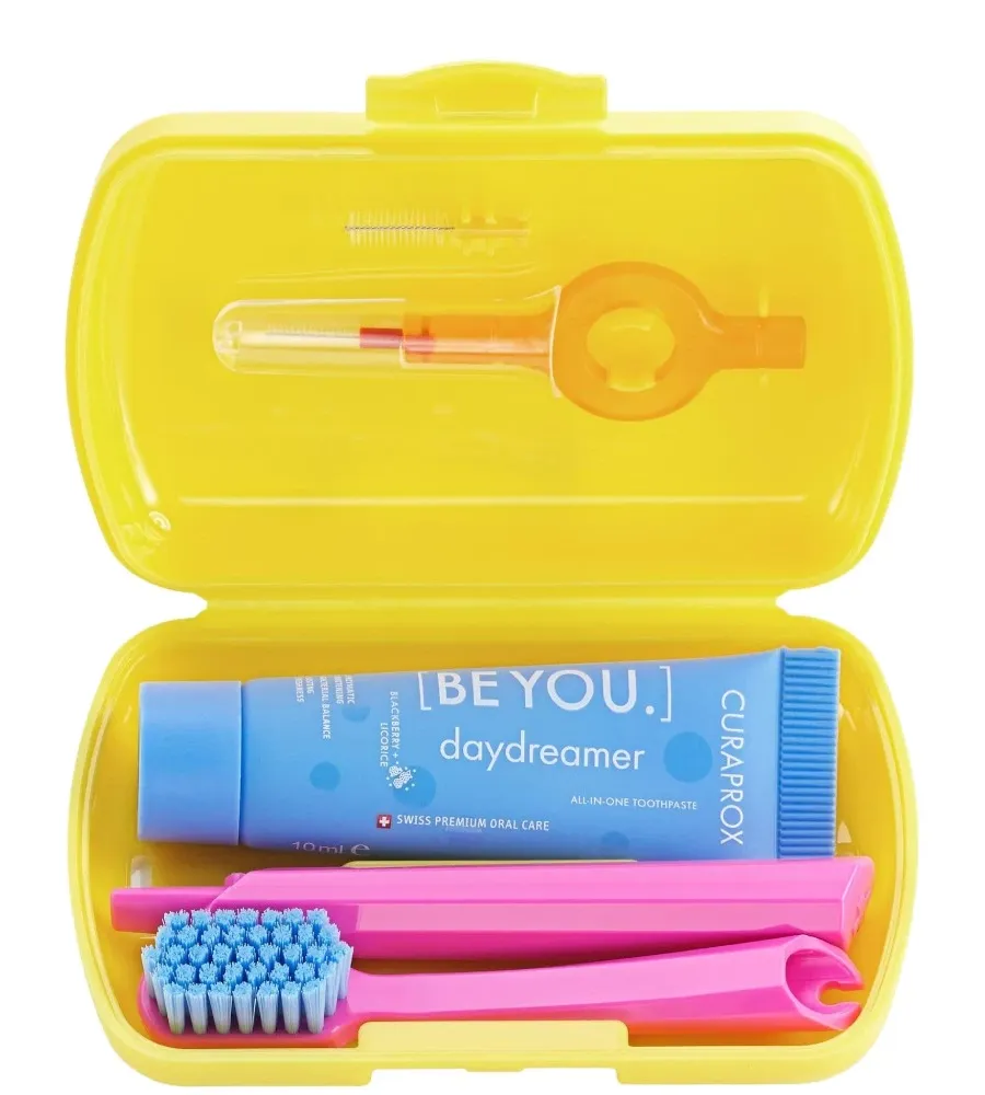 obrazek 1 Curaprox Travel Set Yellow