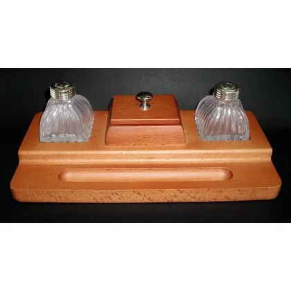 Zdjęcie Ekskluzywny drewniany postument