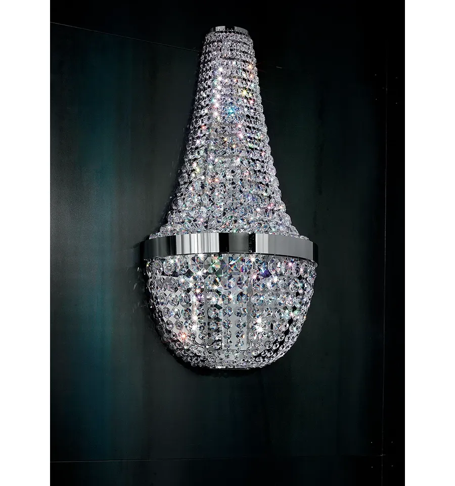 obrazek 1 Ozdobna lampa ścienna do różnorodnych pomieszczeń