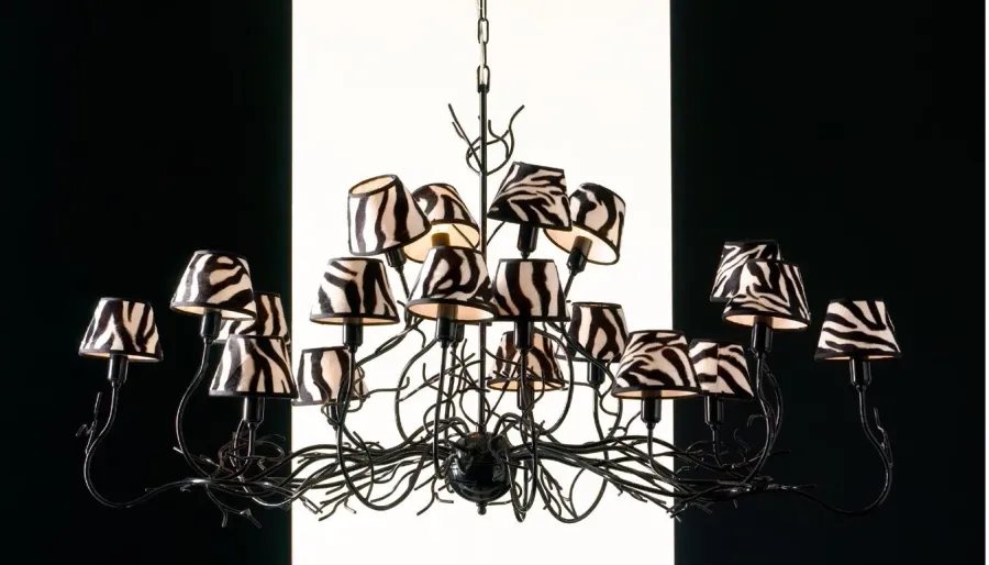 obrazek 1 Niepowtarzalny żyrandol w fasonie zebry - Euro Lamp Art