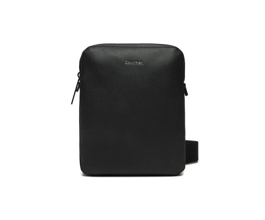 obrazek 1 Calvin Klein Saszetka Ck Must Flatpack K50K512767 Czarny