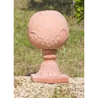 Picture Decorative sculpture for a gate or parapet - Fornace Masini
