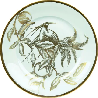 Zdjęcie Piękny i ekskluzywny talerz porcelanowy na stół