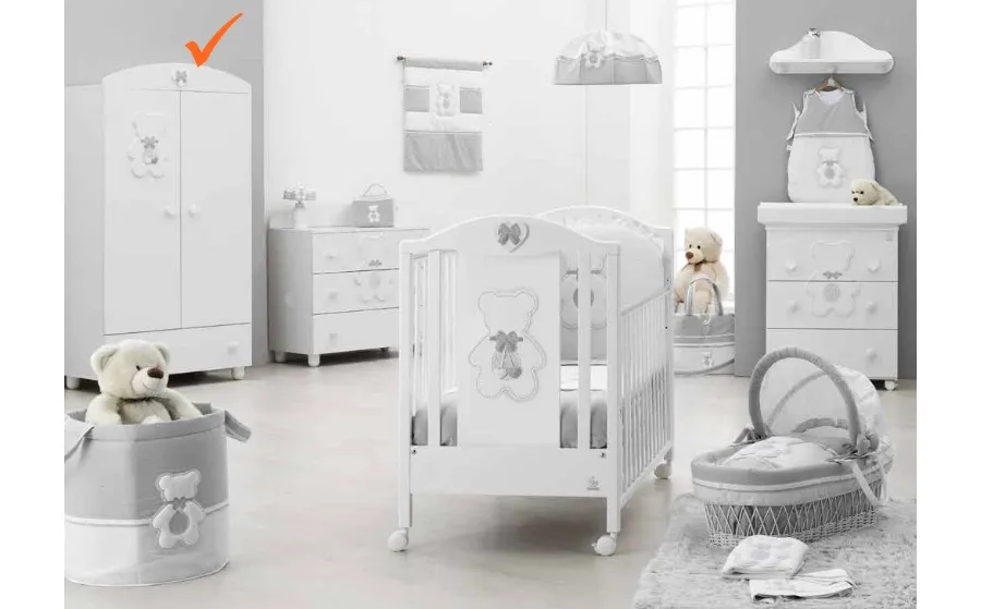 obrazek 1 Urokliwa biała szafa do sypialni niemowlaka - Italbaby
