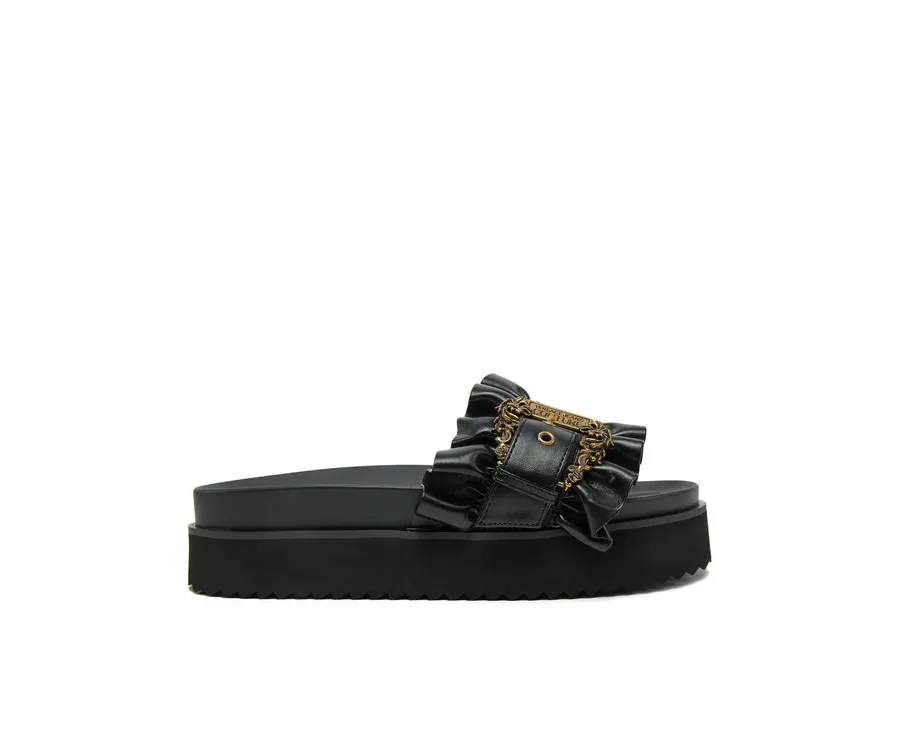 obrazek 1 Versace Jeans Couture Klapki 78VA3SM5 Czarny