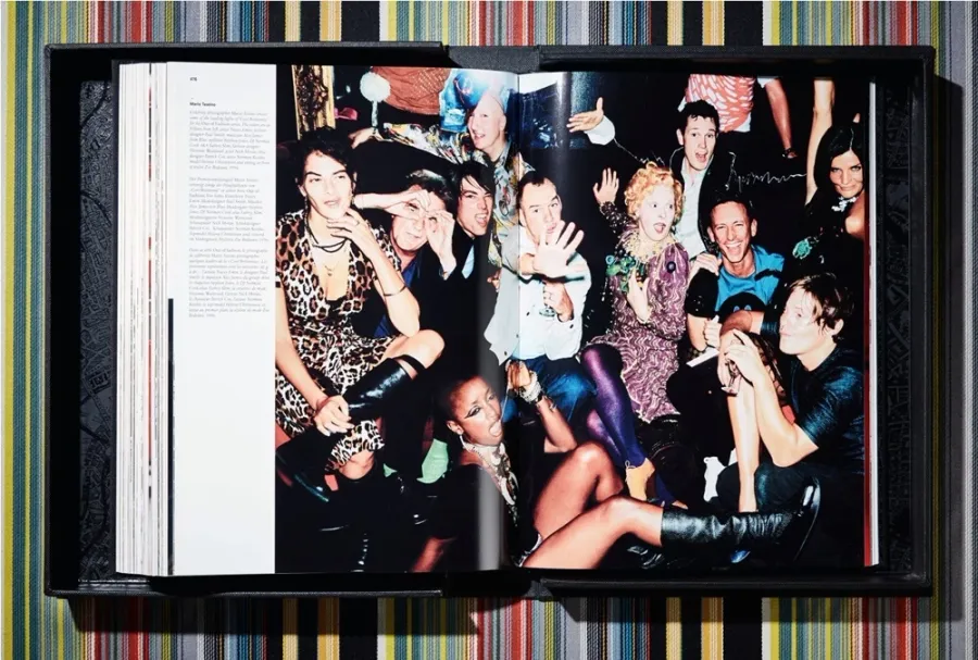 obrazek 8 Książka Londyn. Portret miasta, Paul Smith Edition nr 1–500 „Piccadilly Circus” - Taschen