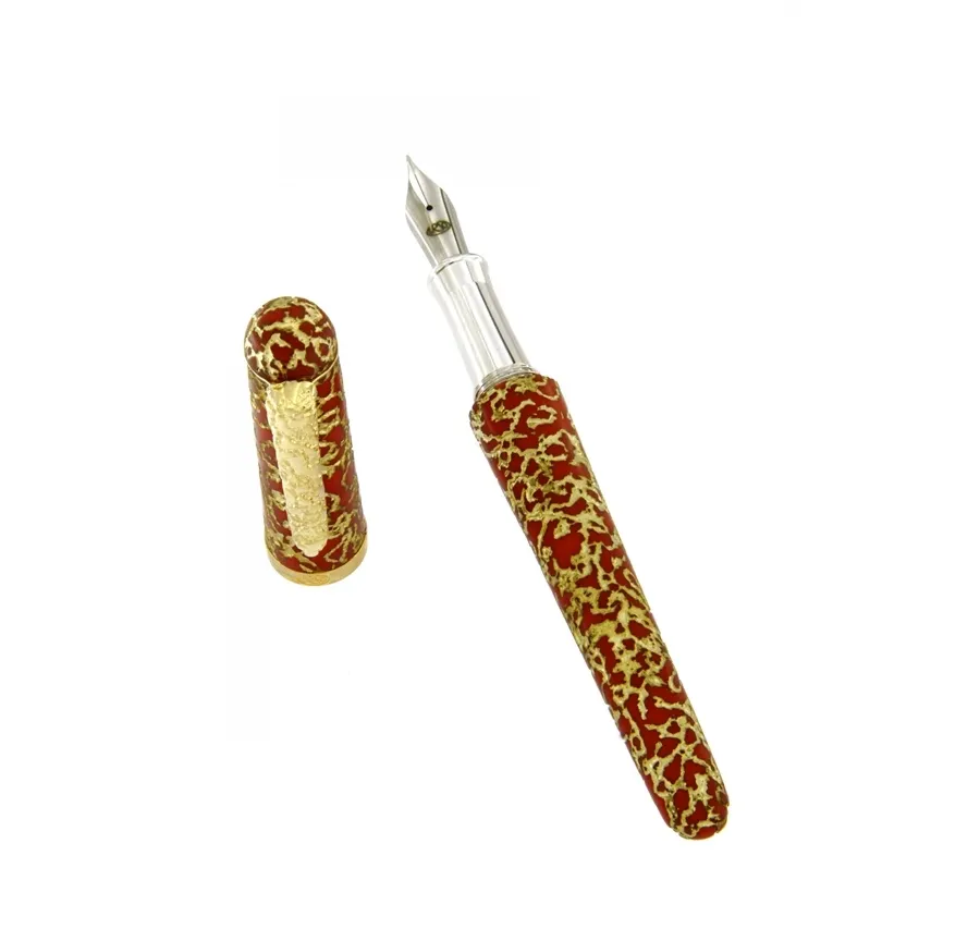 obrazek 4 Eleganckie pióro wieczne Urso z kolekcji Crisopea Red Coral Gold
