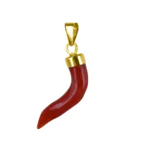 Zdjęcie Złota zawieszka w kształcie rogu szczęścia z czerwonego koralu