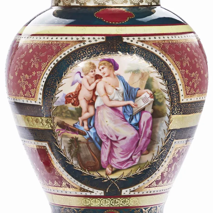 obrazek 3 Para dekoracyjnych wazonów wiedeńskich z porcelany, 1800 rok