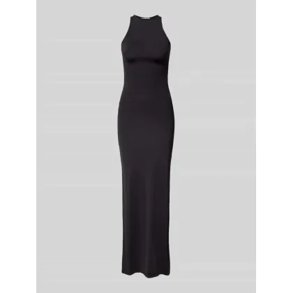 Zdjęcie Długa sukienka z tyłem o kroju bokserki