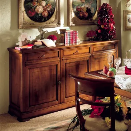 Zdjęcie Antyczna długa komoda z drewna litego