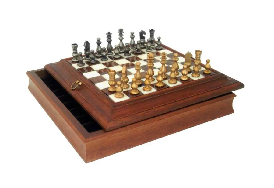 picture 1 Prestigious wooden chess set 39B+280AW