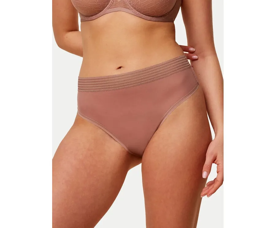 obrazek 1 Triumph Komplet 2 par stringów Tempting Sheer 10218590 Beżowy