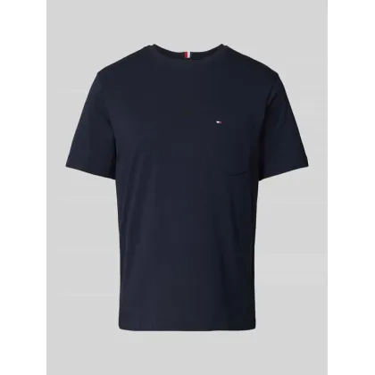 Zdjęcie T-shirt z kieszenią na piersi