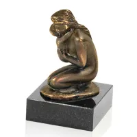 Picture Luxurious bronze figurine