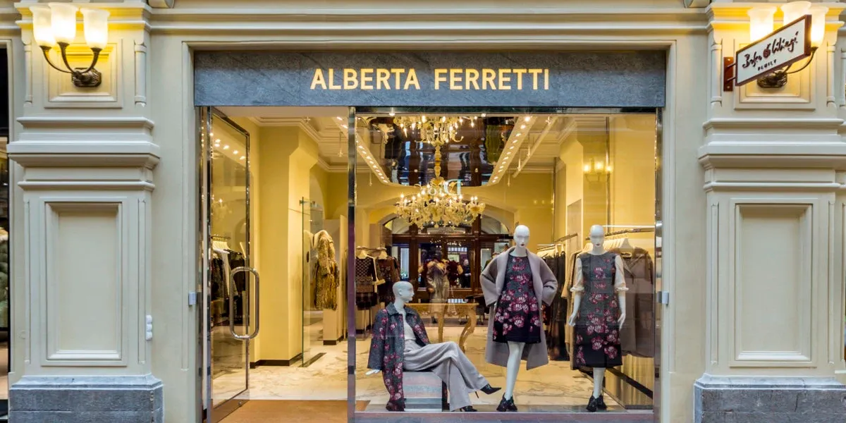 Butik Alberta Ferretti, fot. gum.com