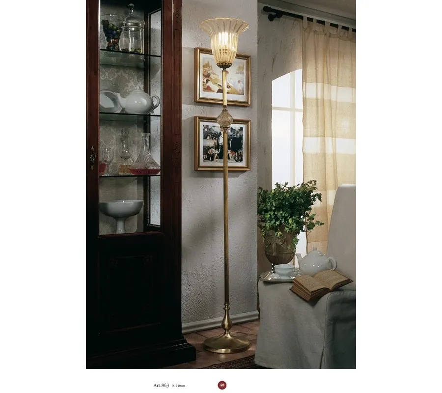 obrazek 1 Lampa podłogowa z mosiądzu z elementami z przezroczystego szkła Murano – Il Paralume Marina