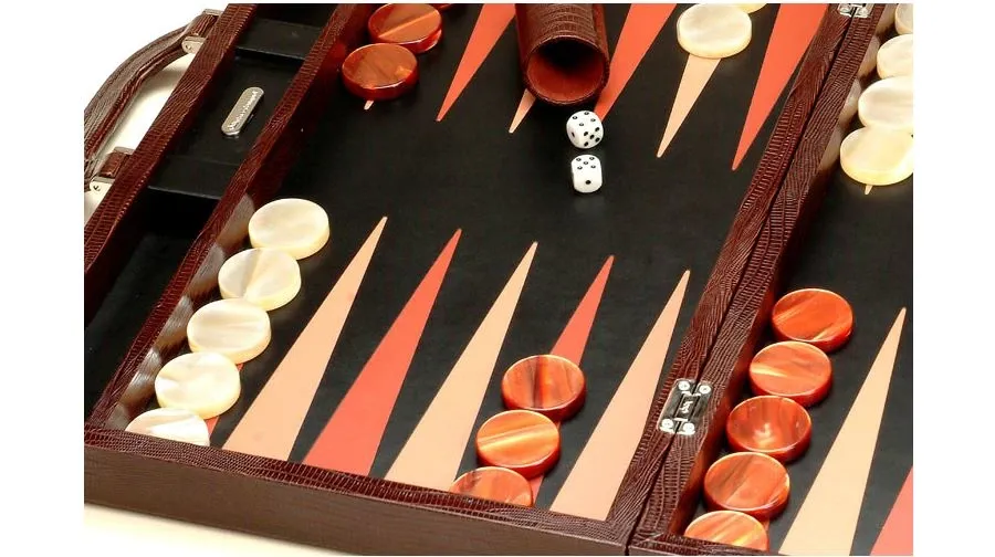 obrazek 3 Wyjątkowy komplet do gry w backgammon w brązowym kolorze