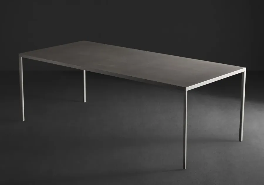 obrazek 1 Minimalistyczny stół Pure - stal z poliestrem - Colico