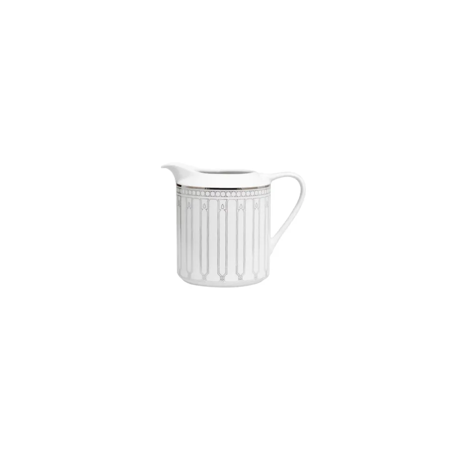 obrazek 1 Śliczna porcelanowa kremerka - Porcel