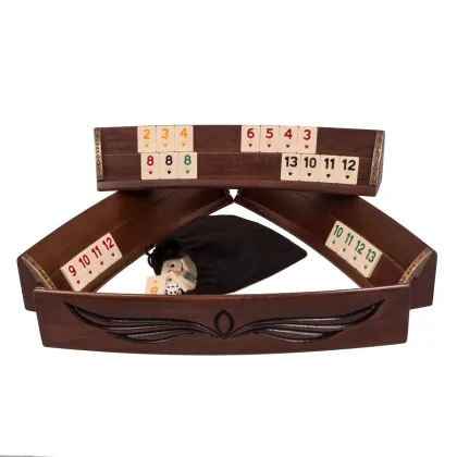 Zdjęcie Gustowny zespół z motywem skrzydła do rozgrywki w remika - Helena Woodart