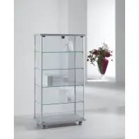 Zdjęcie Wyjątkowa witryna sklepowa z profili aluminiowych i szkła hartowanego