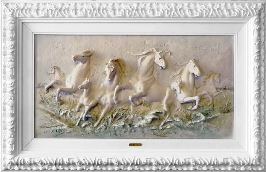 obrazek 1 Galopujące konie - porcelanowa dekoracja