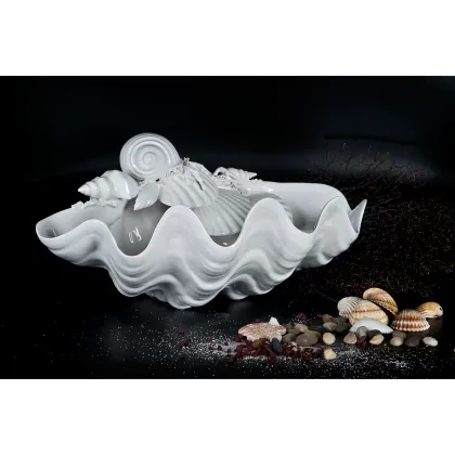 Zdjęcie Stylowa ceramiczna włoska ozdoba na stół w formie muszli