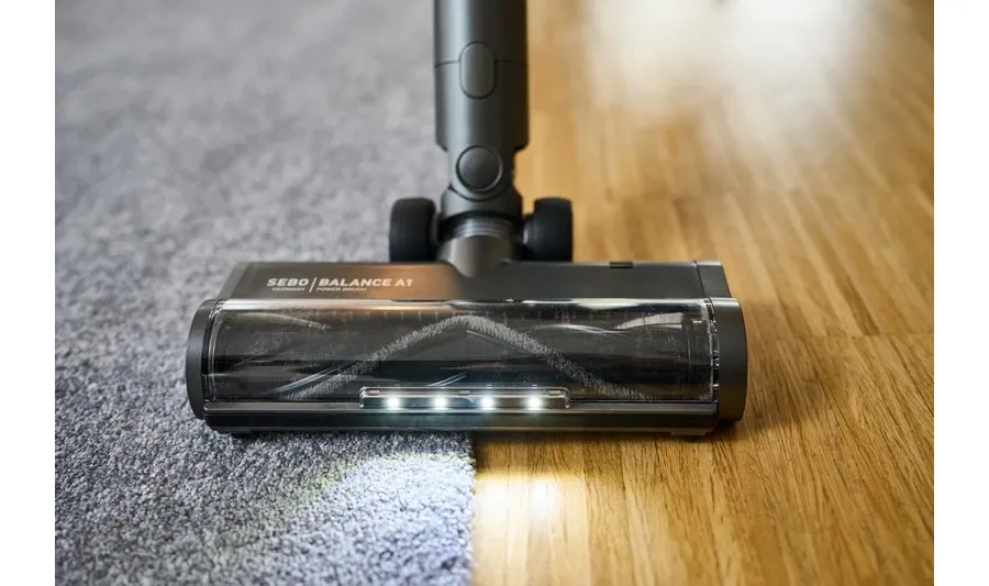 picture 13 SEBO BALANCE A1 MAGENTA vacuum cleaner set with battery and charger