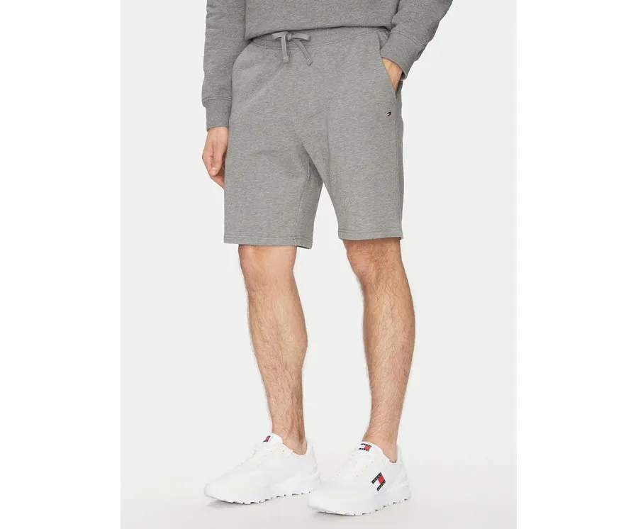 obrazek 1 Tommy Hilfiger Szorty sportowe Essential MW0MW37240 Szary Regular Fit