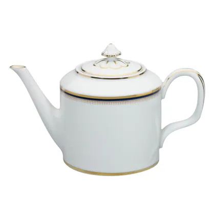 Picture White porcelain tea pot from the exclusive Cambridge - Vista Alegre collection