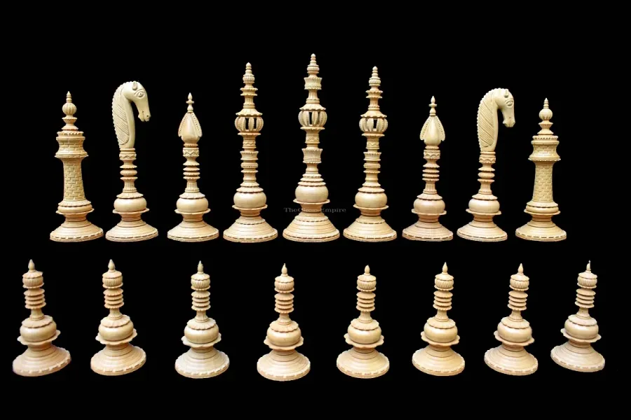 obrazek 2 Reprodukcja 5,5 calowego zestawu szachowego z serii Pepys 1820 - The Chess Empire