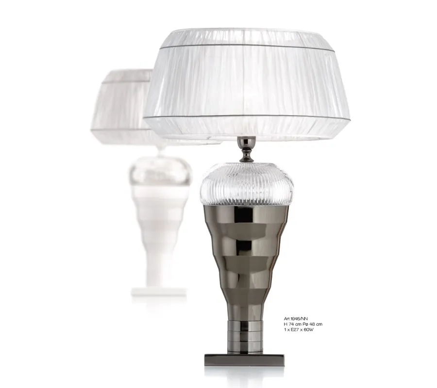 obrazek 1 Lampa stołowa z czarnego niklu z włoskim ręcznie ciętym kryształem – Il Paralume Marina