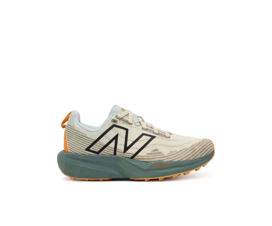 obrazek 1 New Balance Buty do biegania FuelCell Venym WTVNYMD1 Beżowy