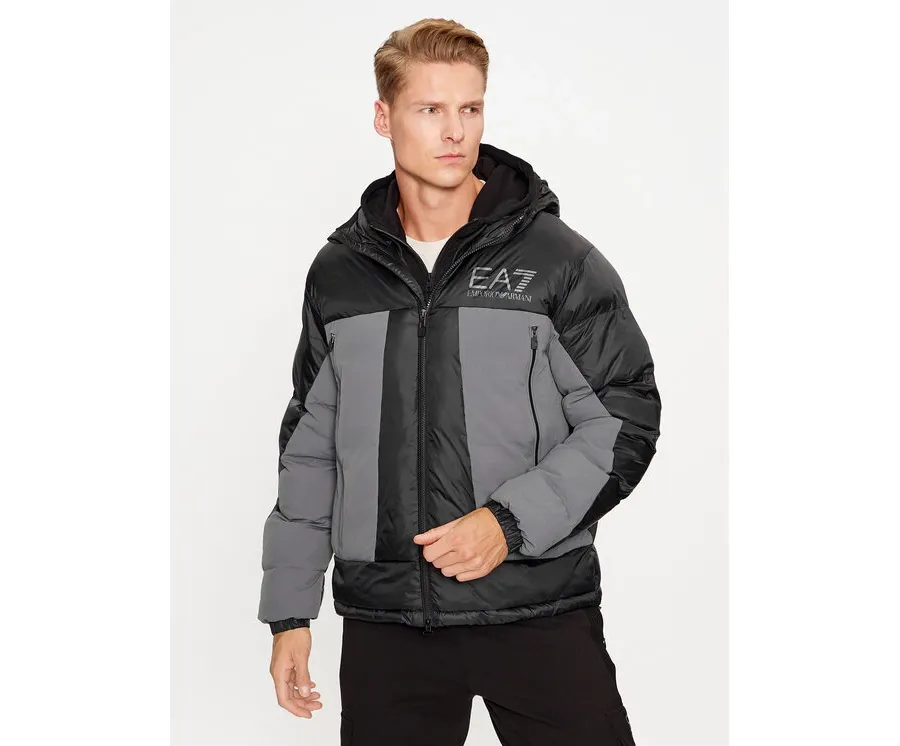 obrazek 1 EA7 Emporio Armani Kurtka zimowa 6RPB53 PNEOZ 1200 Czarny Regular Fit