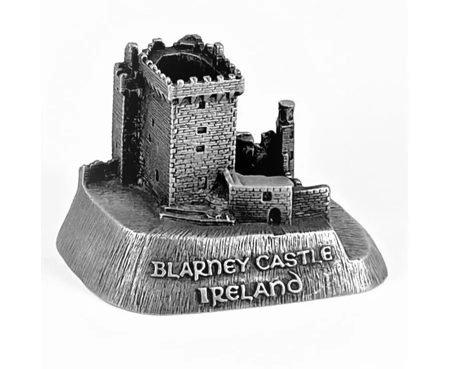 obrazek 1 Wyjątkowa rzeźba przedstawiająca irlandzki zamek Blarney