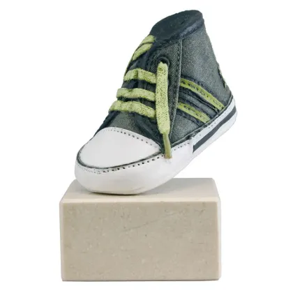 Zdjęcie Oryginalna figura dekoracyjna - dziecięcy but